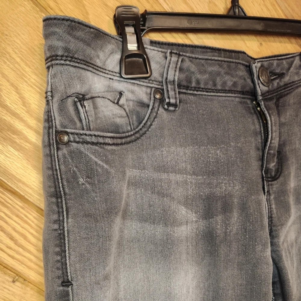 Lauren Conrad LC gray skinny jegging jeans size 6